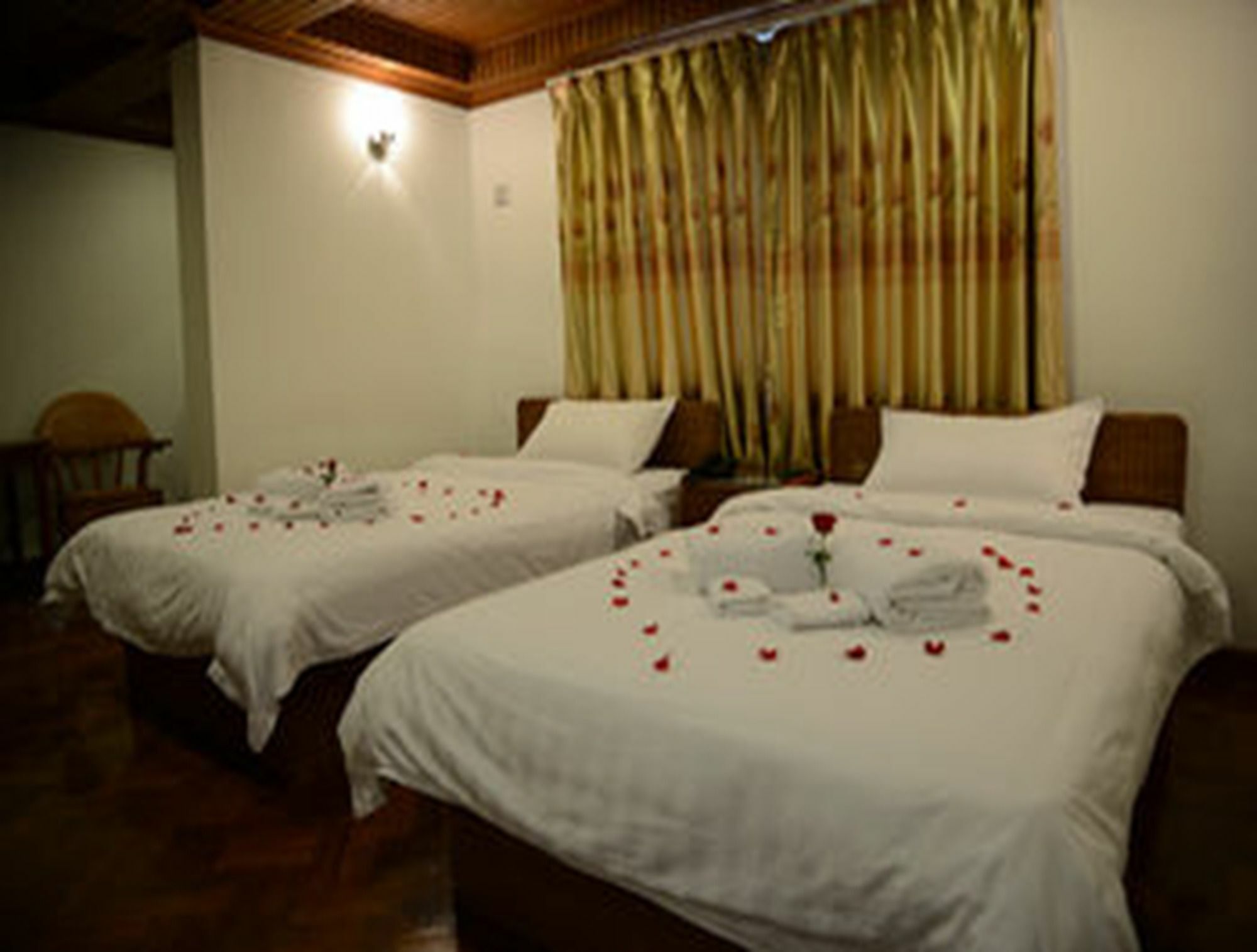 Hotel Wardan Yangon Exterior photo